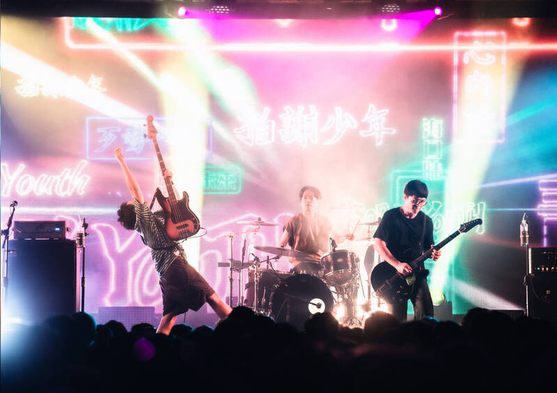 拍謝少年相隔7年開唱。（Legacy提供）