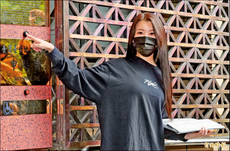 小紅老師感謝檢方起訴NONO，強調會繼續努力打仗。（資料照，記者潘少棠攝）