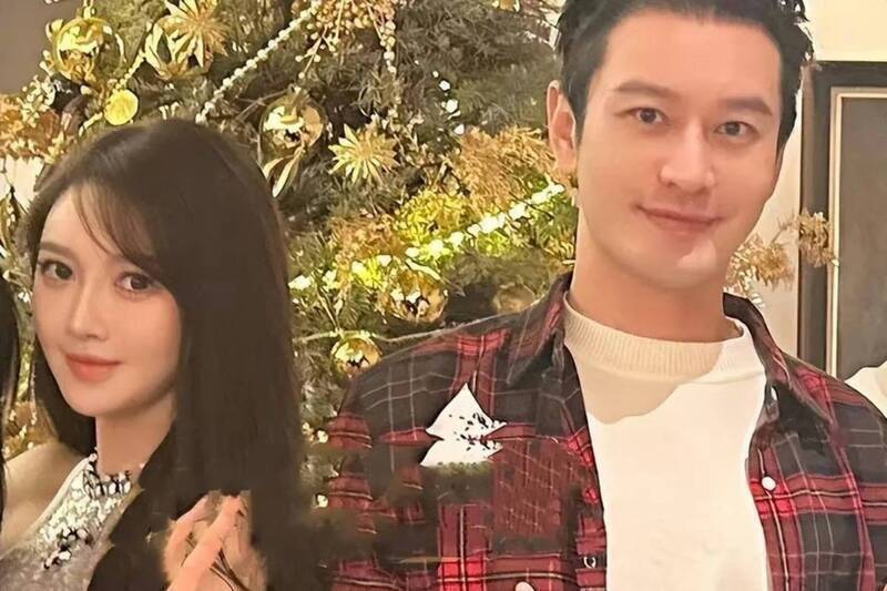 葉珂透露已與黃曉明分手且「生完寶寶」，不過她生下的孩子依舊不知是否為黃曉明的骨肉。（香港星島日報）