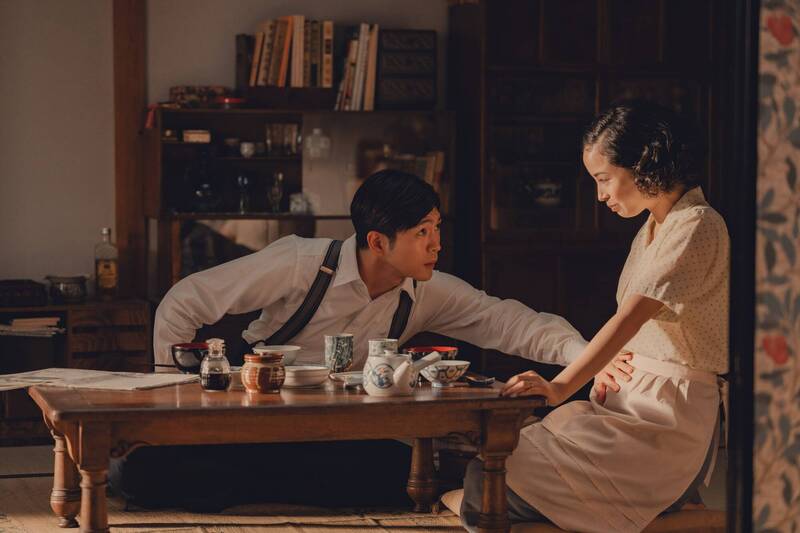 松下洸平（左）飾演的「二郎」是廣瀨玲的丈夫。（翻攝自X）