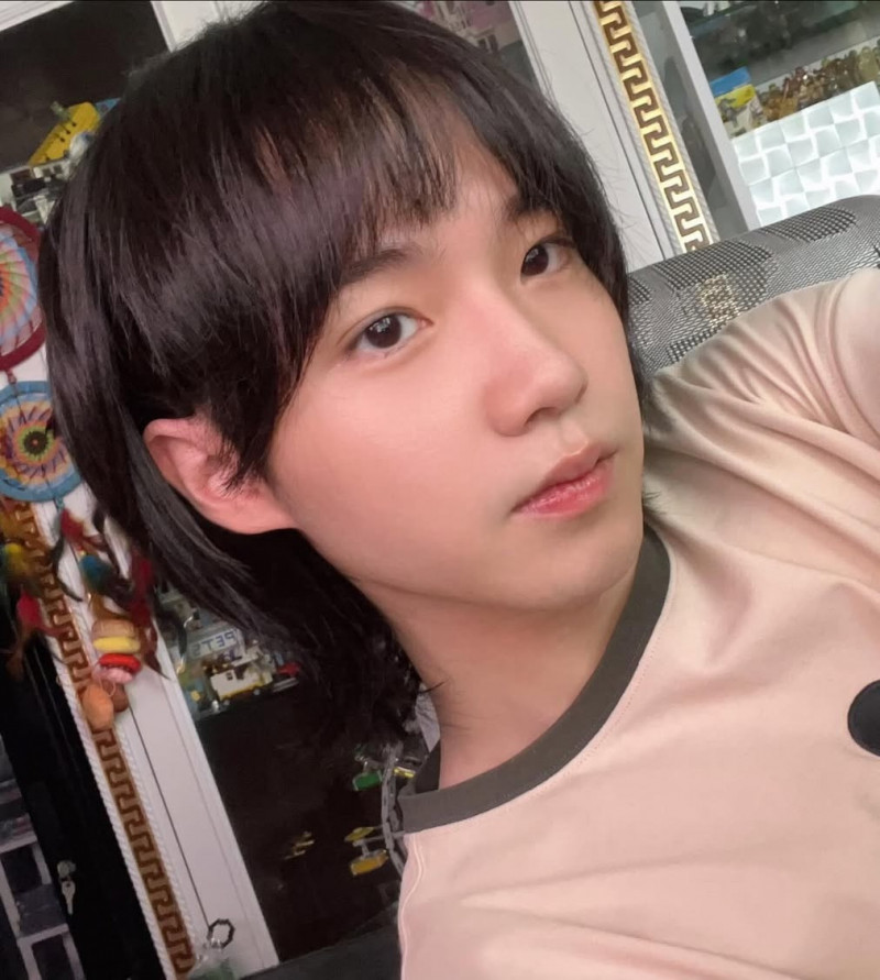 持修剪短頭髮被誇「漂亮」，還有網友覺得像王淨。（翻攝自Threads）