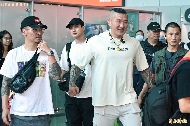 館長來去深圳 離台前指「台灣人很可憐」