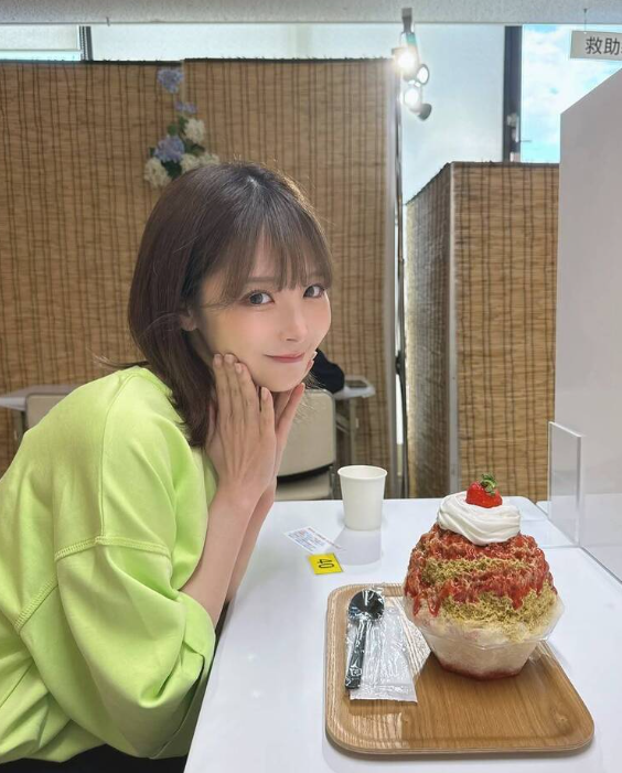 桃乃木香奈很喜歡挑戰自己的食量極限。（翻攝自X）