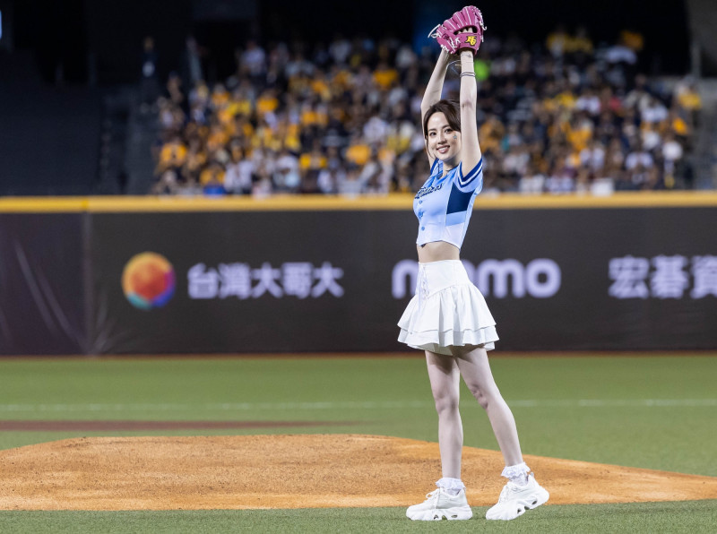 Aruno debuted as Taipei Dome's first pitch guest | News Minimalist