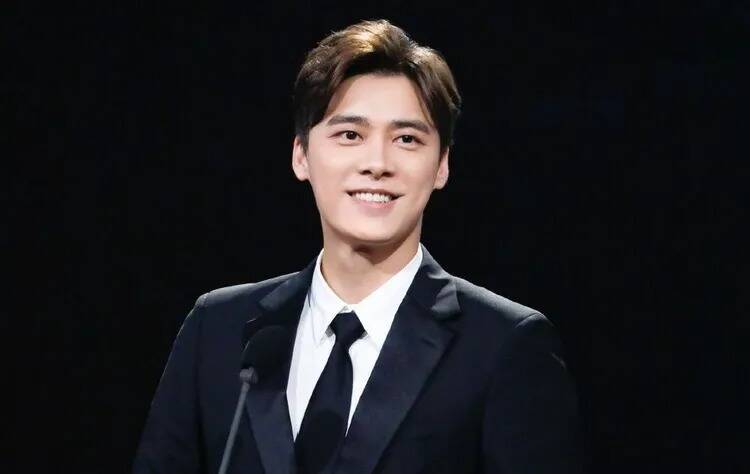 2022年李易峰傳出召妓醜聞，形象嚴重受損。（翻攝自微博）