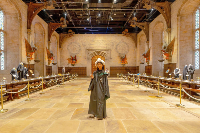 于卉喬到哈利波特影城朝聖。 （光意娛樂提供）