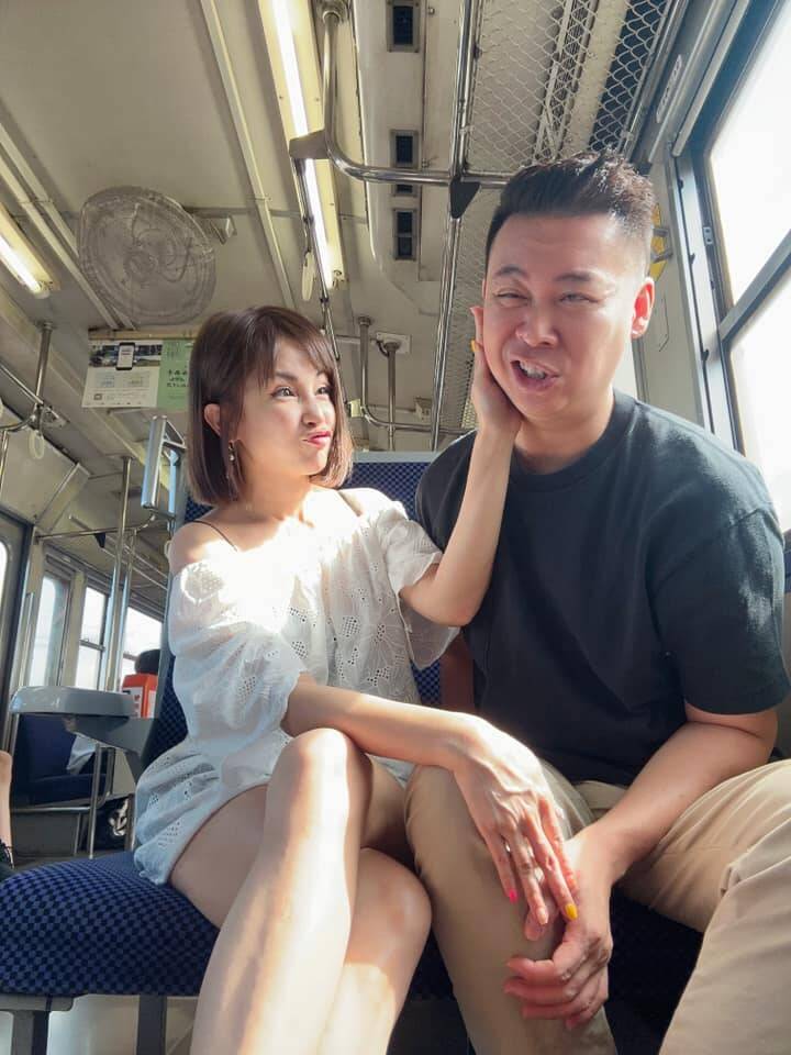 鍾欣怡尪好心疼 揭妻餵母乳實況邊哭邊擠