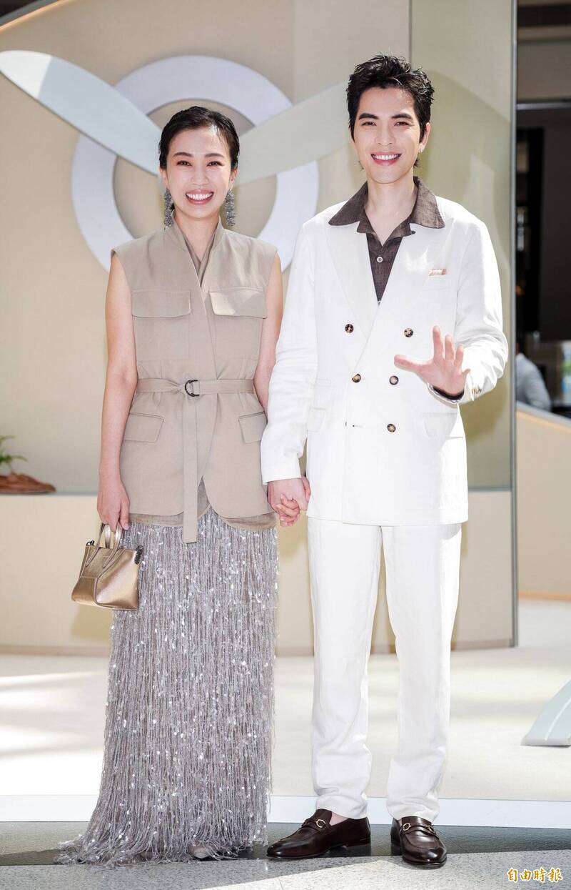 蕭敬騰（右）、Summer（左）與修杰楷交情要好。（記者王文麟攝）