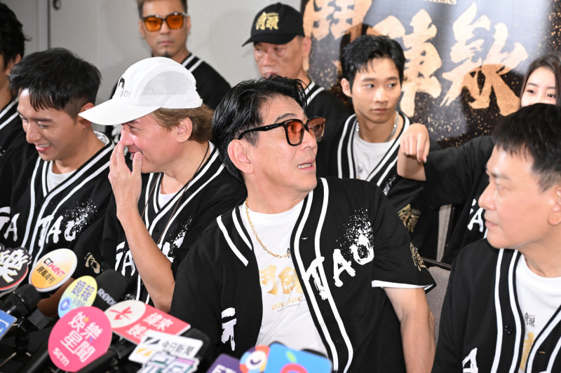 高捷在《角頭－鬥陣欸》慶功記者會上金句連發。（記者胡舜翔攝）