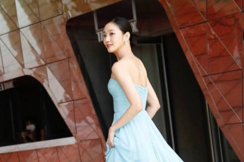 韓劇女王金高銀記者會暴哭 淚喊對不起