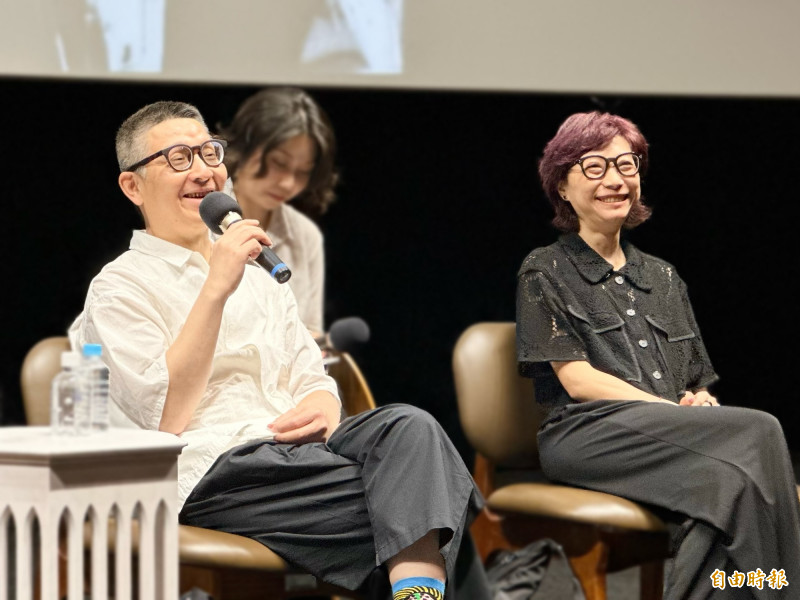 銀河映像總監朱淑儀（右）和金獎編劇游乃海一同出席「奇峯無邊 銀河無際：杜琪峯與銀河映像」的《樹大招風》映後座談。（記者許世穎攝）