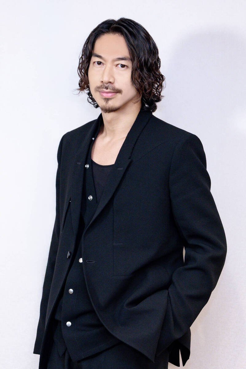 AKIRA聽聞網友形容兒子會變炭治郎，笑說「我壓力很大」。（COME ON JKSSP提供）