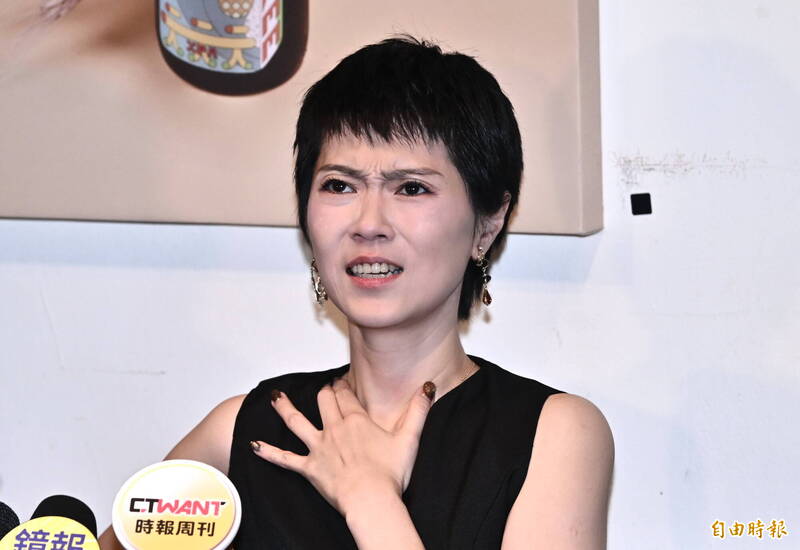 曹雅雯演唱會記者會；回應劉姓女粉絲長期騷擾。（記者陳奕全攝）