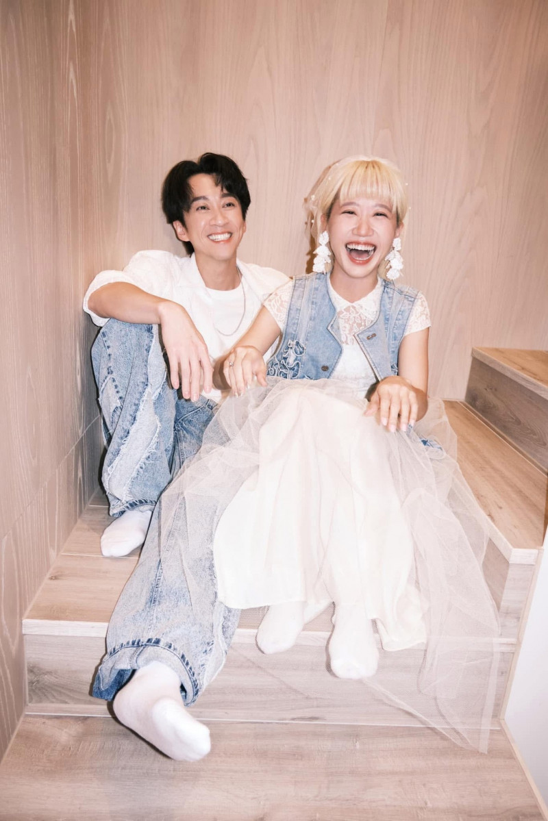 Lulu、陳漢典（左）宣布結婚。（翻攝臉書）