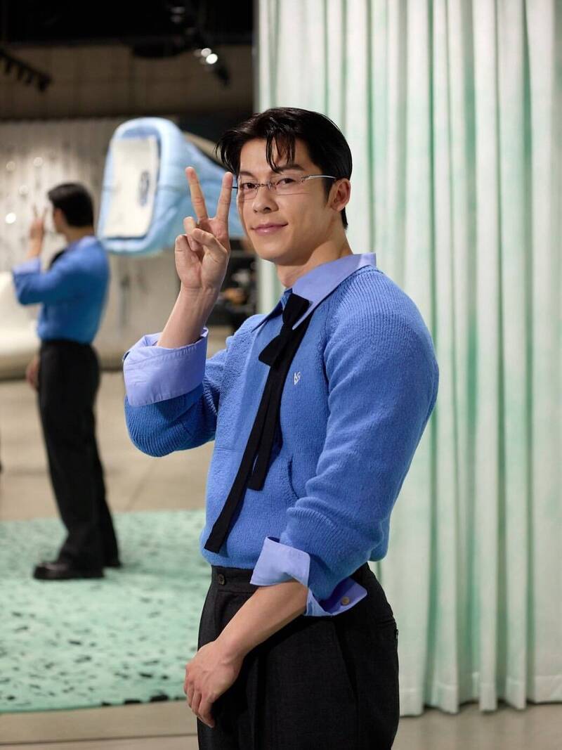 許光漢與香港女星袁澧林主演的奇幻愛情片《他年她日》即將在10月3日正式上映。（翻攝自IG）