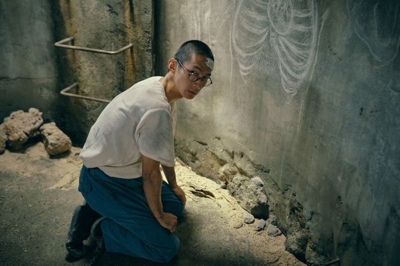 黃河以《星空下的黑潮島嶼》入圍金鐘60迷你劇男配角獎。（客家電視台提供）