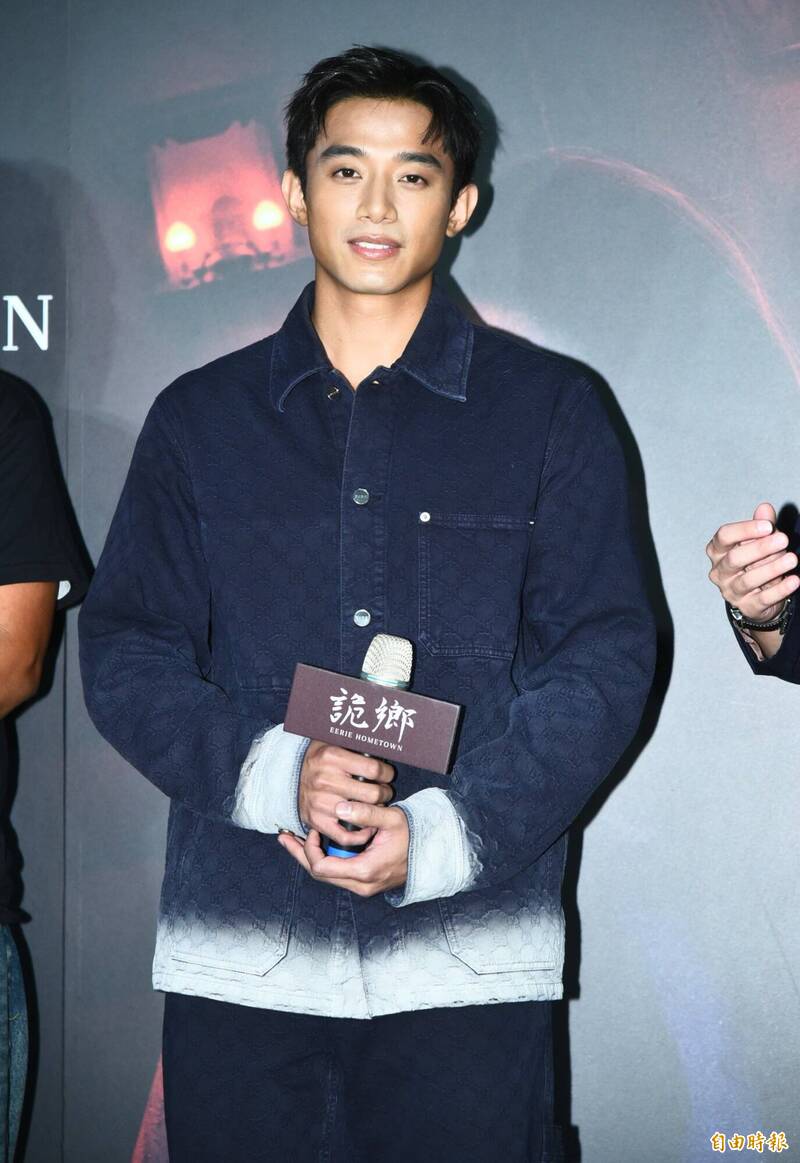 初孟軒在片中和父親張翰愛上同一名女子。（記者陳奕全攝）