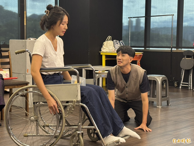 隋棠大爆發!「坐輪椅暴怒摔義肢」畫面震撼流出