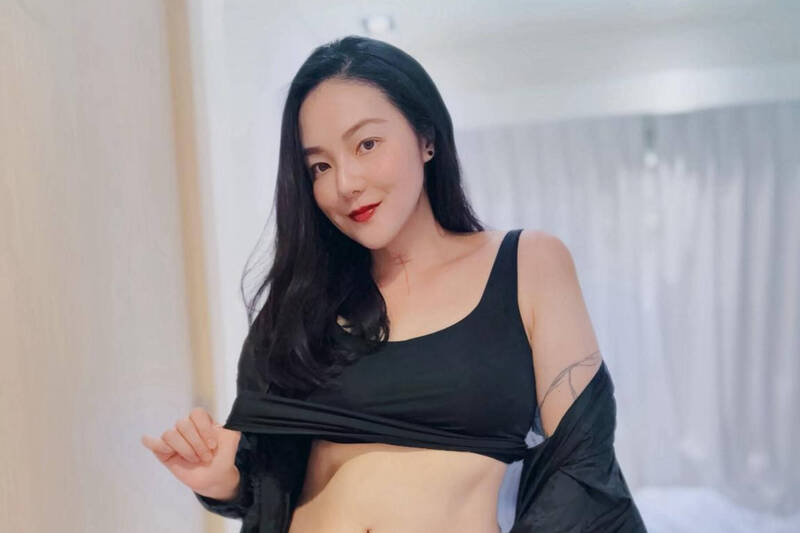 歐陽靖發文感謝腦麻戰士小比 帶來無數正能量