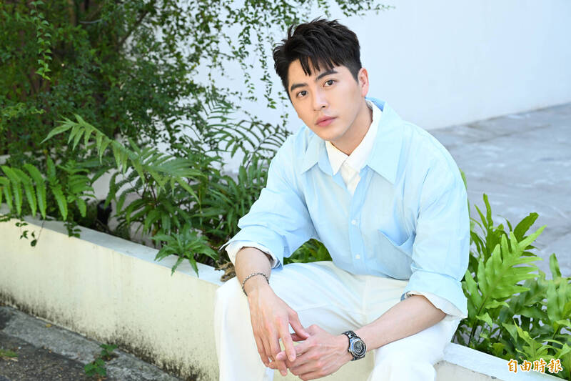 （獨家）最帥乩童黃新皓赴中被男高層灌醉 險被硬上恐怖經歷曝