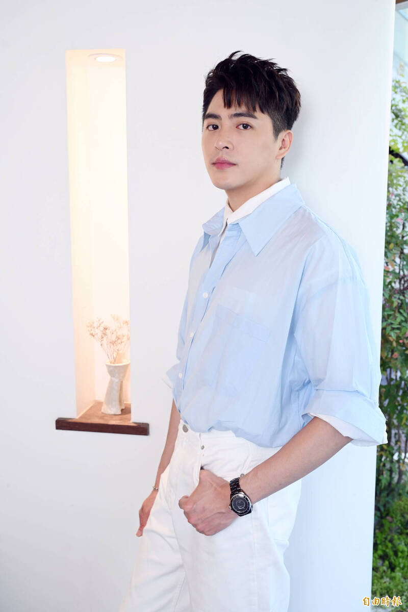 于朦朧墜樓身亡死因成謎 最帥乩童中國險遭「潛規則」感慨發聲