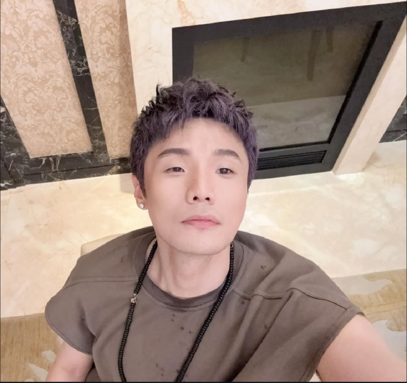 被封「iOS26最大受益者」 李榮浩發聲回應了