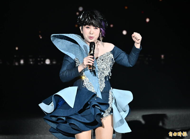 凍齡玉女周思潔負債1億重生 65歲絕美樣貌曝光:該露的都會露