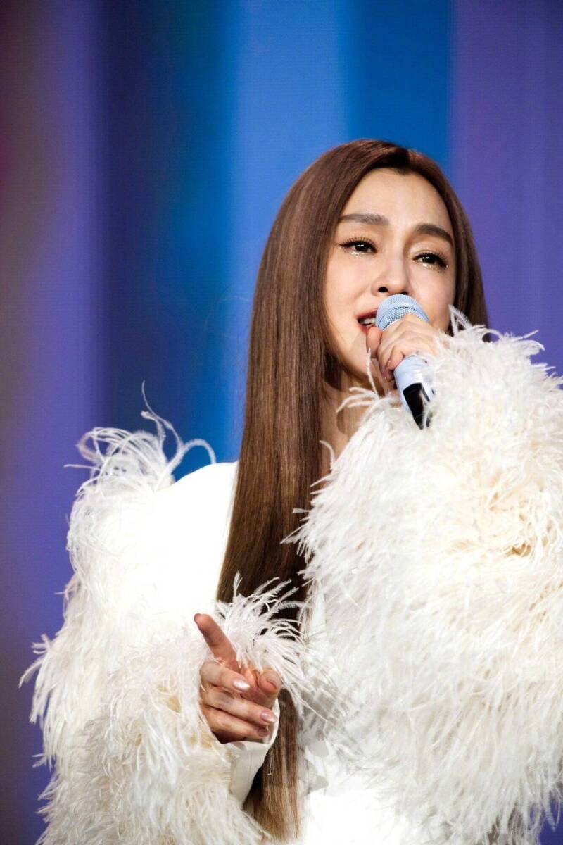 范瑋琪唱〈最初的夢想〉再「翻車」 高音卡關直接交給觀眾