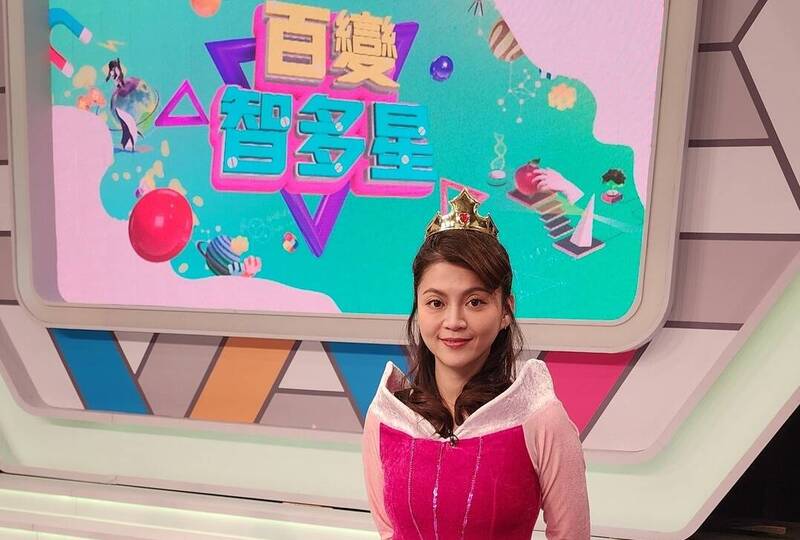 安全帽變胸罩   葉欣眉擔心母罹失智