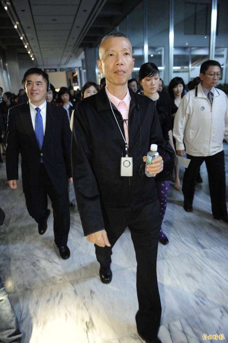 中國官媒怒斥戶外運動品牌、蔡國強 再美也是破壞 - 自由娛樂