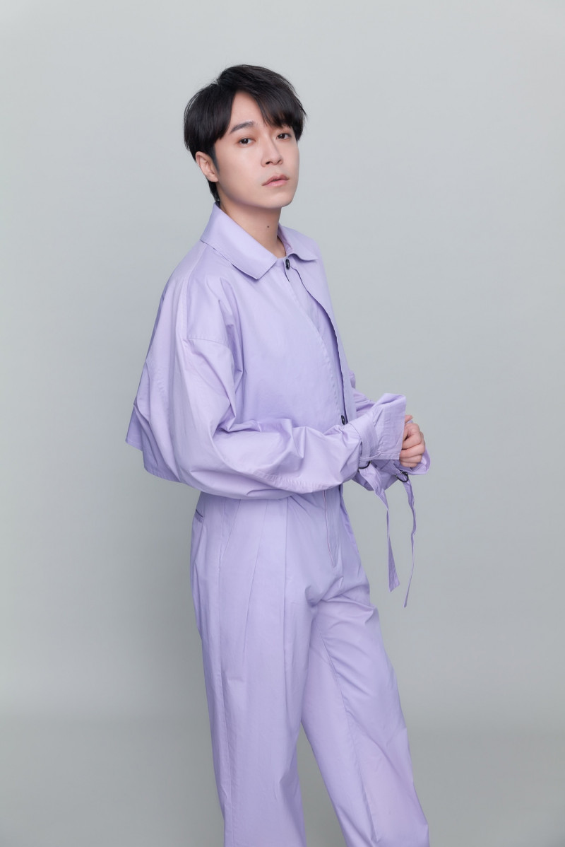 吳青峰差點不唱了!全靠大咖天后拉一把 哭到淚流滿面