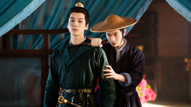 丁禹兮和魏哲鳴在《大理寺少卿遊》靠眼神就有戲。（龍華戲劇台提供）