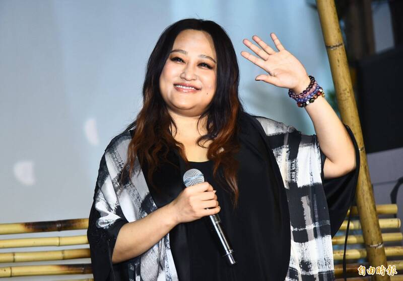 批救災不用感謝政府遭炎上!家家才刪文致歉又嗆聲:再繼續啊無聊