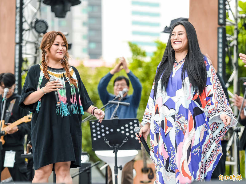 家家「不用感謝政府」發言挨轟!歌后姊姊紀曉君說出重話:沒辦法救妳了