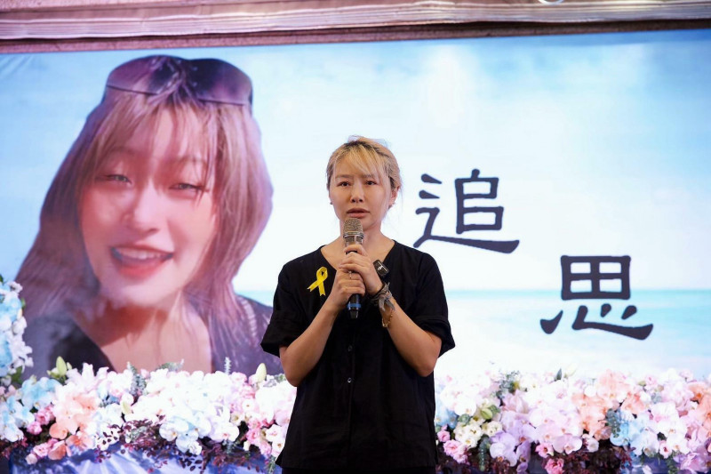 受害者母親在告別式上並未等到肇事者的出現與道歉。 （小超人綜合體能俱樂部提供）.