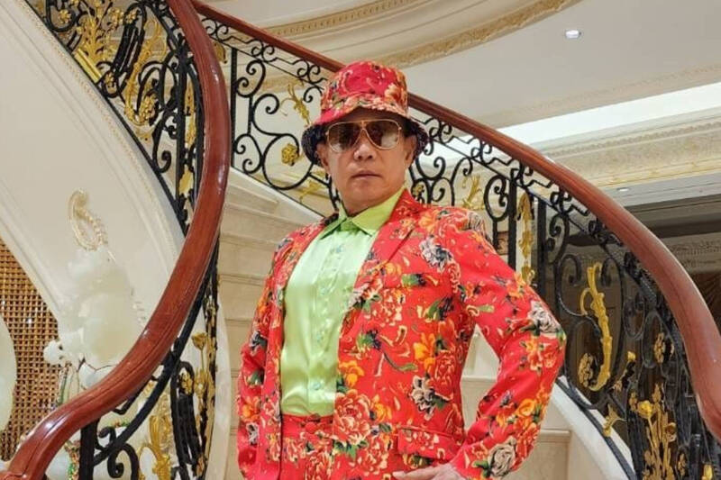 (影)超扯!超扯!超扯! 吊車大王暴怒 車隊救災遭酸擺拍