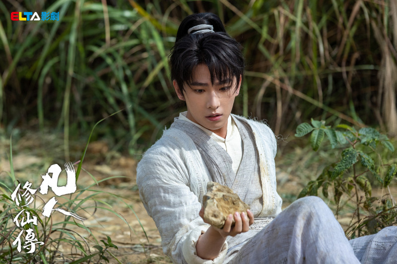 古裝男神「修仙成功」討論度破13億 被讚「AI建模臉」回應了