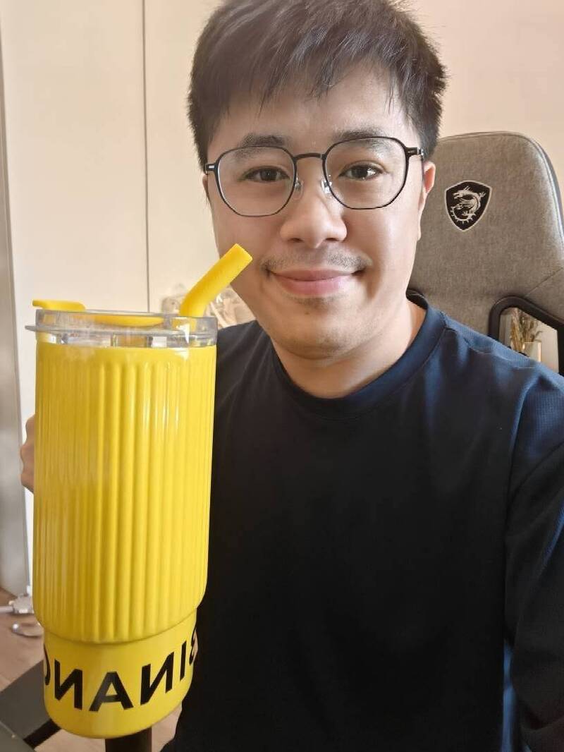 網紅鬼才阿水發聲力挺祈錦鈅。（翻攝臉書）