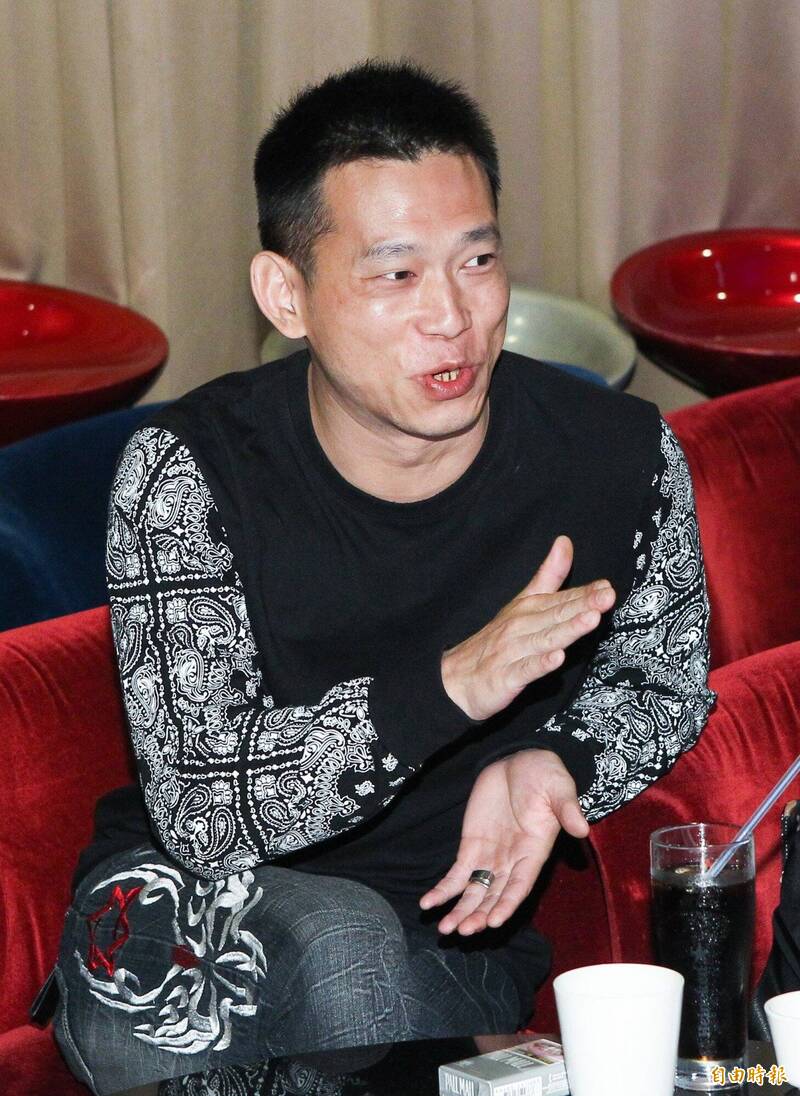 顏正國出獄後除了教書法，也慢慢回到演藝圈，繼續創作。（本報資料照，記者王文麟攝）