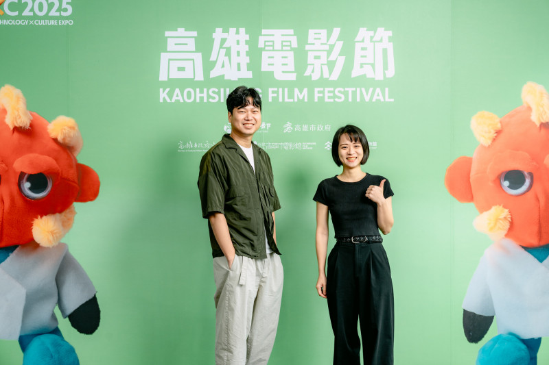 《黑暗時期的虛構狂想》陳梓桓（左）、製片沈俞樺。（高雄電影節提供）