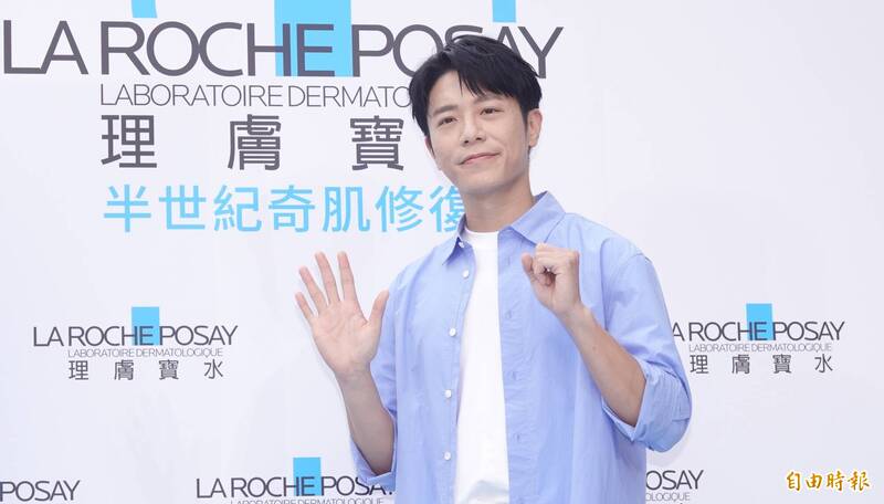 韋禮安自薦當婚禮歌手，Lulu笑稱請韋禮安擔任婚禮歌手太貴。（記者潘少棠攝）