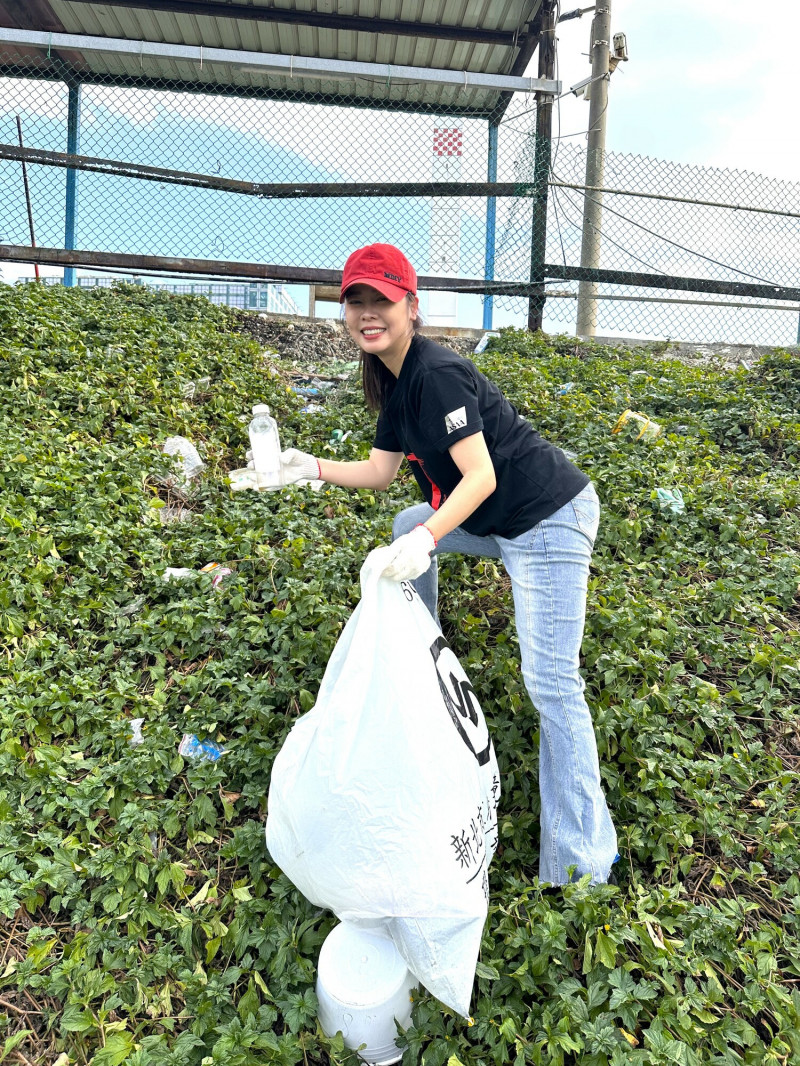 白家綺號召藝人出動，共同守護大地之愛。（藝起發光提供）