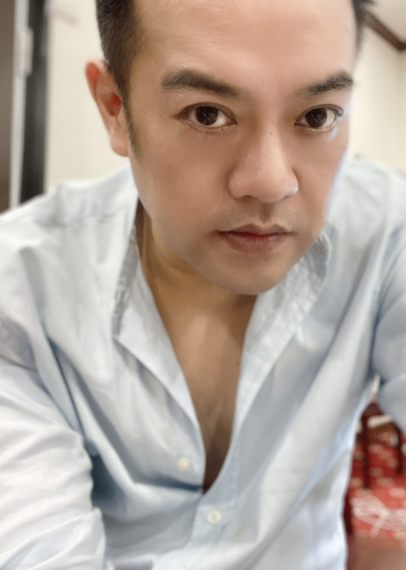 知名化妝師楊一林曾幫許多藝人、劇組化妝。（楊一林提供）