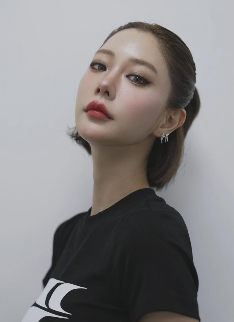 (影)「亞洲第一美」6年豪門婚碎!克拉拉宣布離婚富商尪