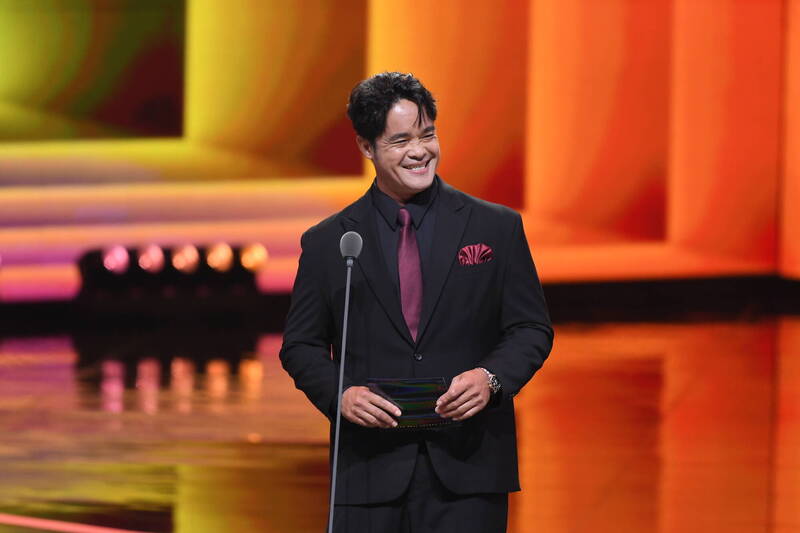 林智勝認為最具人氣綜藝獎跟打球一樣，得靠團隊一起努力。（三立提供）