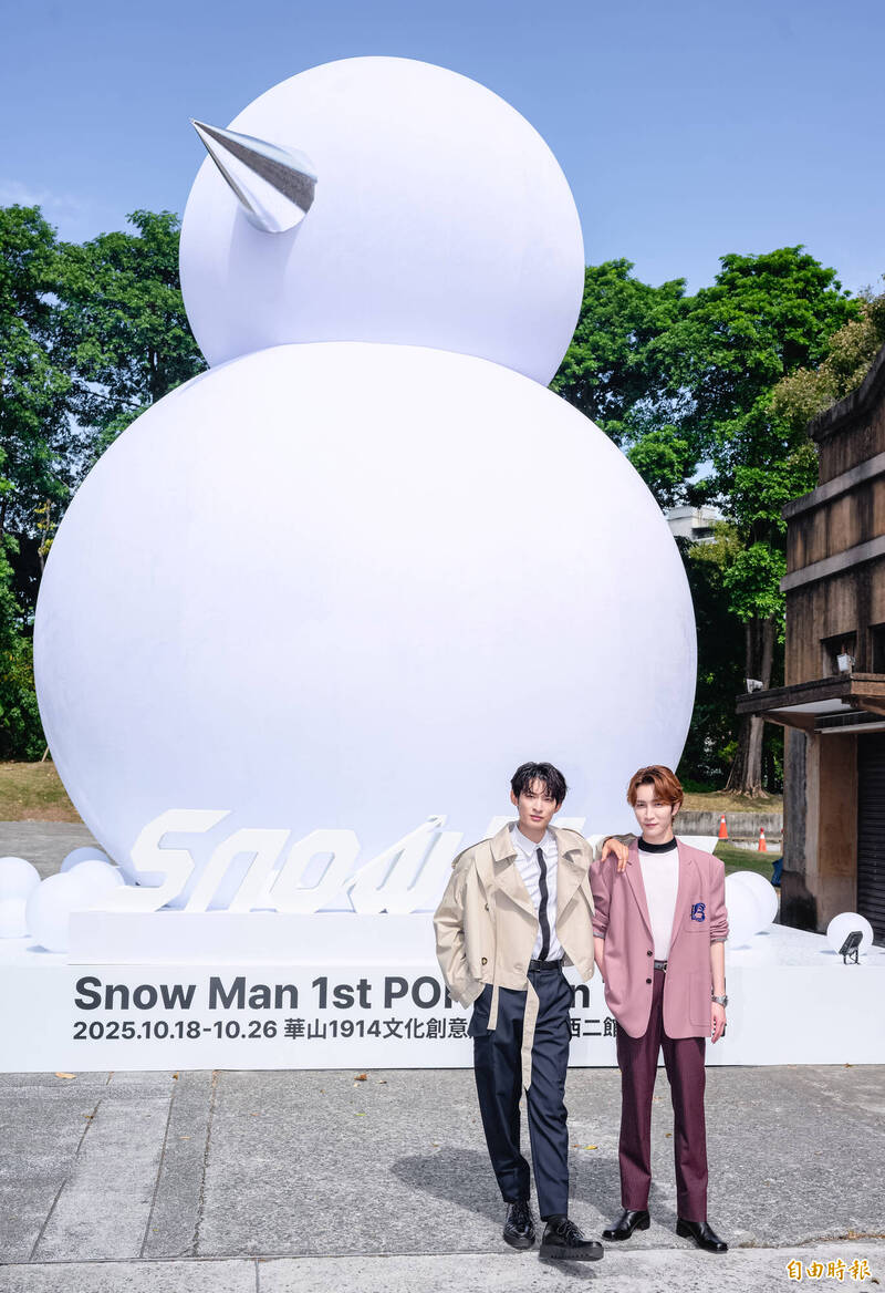 (直擊)Snow Man渡邊翔太來台度蜜月!向井康二求婚:戒指要小籠包款