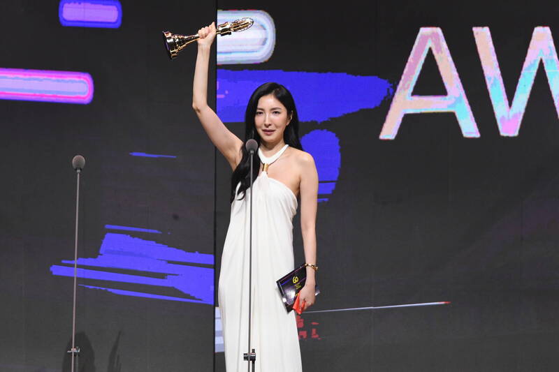 金鐘60》終於!楊謹華擊敗柯佳嬿首封后 落淚:你們眼光很好