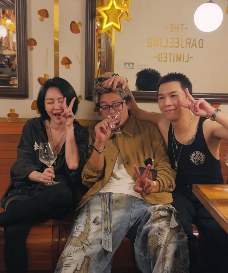 蔡康永感性喊話小S「我的任務是你」 動人合照是「他」拍的：常被自己嚇醒