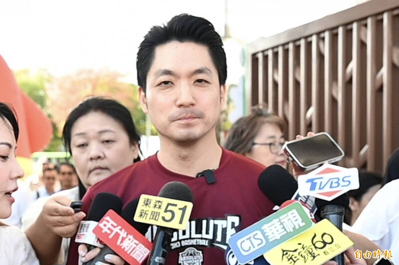 北市明正常上班上課 網友灌爆蔣萬安臉書:咕嚕咕嚕