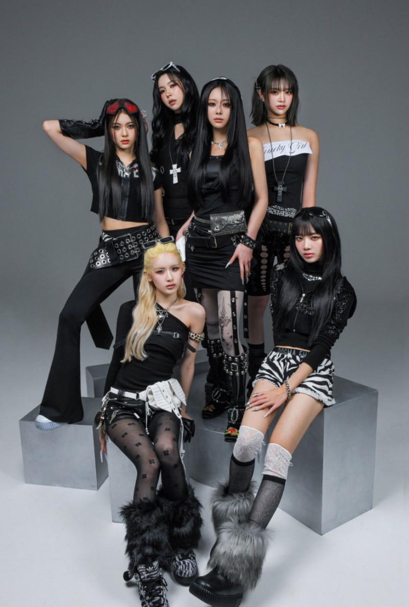 韓國出道人氣 GenZ 女團 GENBLUE 幻藍小熊。（北市觀傳局提供）